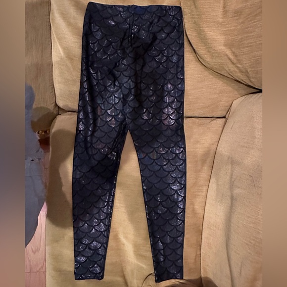 Museum blackmilk black mermaid leggings size L - Picture 3 of 3